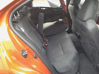 Lexus UX  picture 16