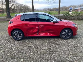 Peugeot 208 1.2 puretech Allure picture 6