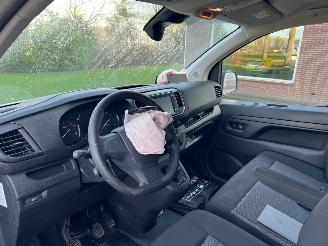 Opel Vivaro 2.0 145 L3 picture 8