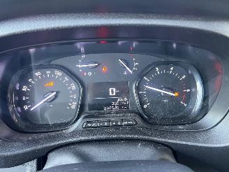 Opel Vivaro 2.0 145 L3 picture 24