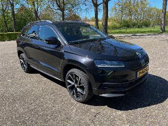 Schadeauto Skoda Karoq 1.5 tsi Sportline Business 2022/4