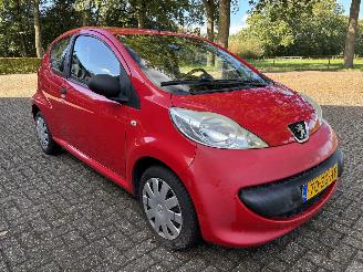 Peugeot 107 XR picture 2