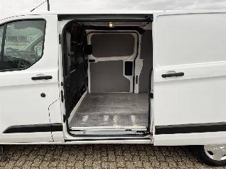 Ford Transit Custom 2.0 TDCI L2 H1 AUTOMAAT / CRUISE / DUBBEL SCHUIFDEUR picture 17
