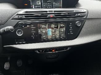 Citroën C4-picasso 1.2 Puretech NAVI / CRUISE / CAMERA / PDC picture 16