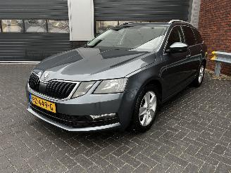 Schadeauto Skoda Octavia 1.0 TSI STATION NAVI / CRUISE / PDC 2018/3