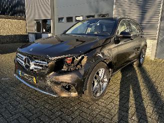 damaged passenger cars Mercedes GLC 350D  V6 / 4 MATIC /  PRESTIGE / PANODAK 2017/3