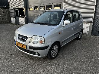 damaged passenger cars Hyundai Atos 1.1i AIRCO 2007/2
