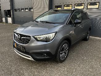 Schadeauto Opel Crossland X 1.2 TURBO / PANODAK / NAVI / CRUISE / PDC 2018/5