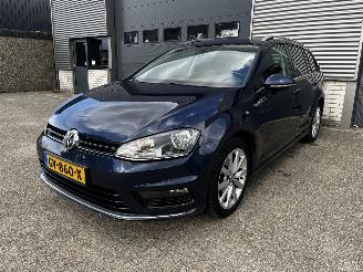 Voiture accidenté Volkswagen Golf Variant 1.2TSI NAVI / CAMERA / CRUISE 2016/1