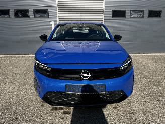 Opel Corsa 1.2i AIRCO / CRUISE / NAVI / PDC picture 2