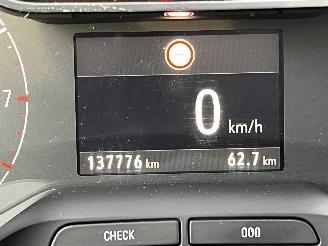 Opel Crossland X 1..2TURBO / PANODAK / CRUISE / NAVI picture 24