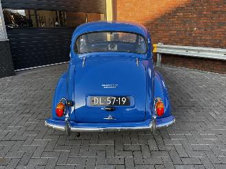 Morris Minor 1000 picture 9