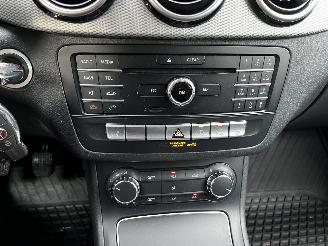 Mercedes B-klasse 180 LEER / NAVI / CRUISE /  PDC picture 13