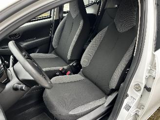 Toyota Aygo 1.0 VVT-i AIRCO / CRUISE picture 9