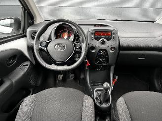 Toyota Aygo 1.0 VVT-i AIRCO / CRUISE picture 12