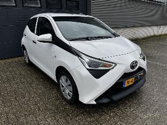Toyota Aygo 1.0 VVT-i AIRCO / CRUISE picture 3