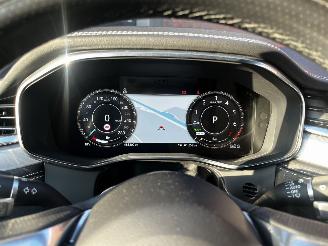 Jaguar F-Pace 2.0 P400e BLACK EDITION PHEV picture 24