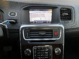 Volvo S-60 1.6 T3 AUTOMAAT / NAVI / CRUISE / PDC picture 11
