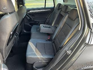 Volkswagen Golf Sportsvan 1.0 TSI AUTOMAAT / NAVI / CRUISE / CLIMA / CAMERA picture 9