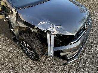 Volkswagen Golf Sportsvan 1.0 TSI AUTOMAAT / NAVI / CRUISE / CLIMA / CAMERA picture 4