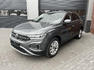 Avarii autoturisme Volkswagen T-Roc 1.0 TSI CAMERA / NAVI / CRUISE / PDC / DIG COCKPIT 2025/2