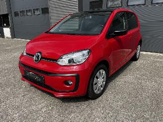 uszkodzony samochody osobowe Volkswagen Up! 1.0 BMT High Up! AUTOMAAT / CRUISE / CAMERA 2019/7
