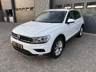skadebil auto Volkswagen Tiguan 2.0 TSI 4 MOTION AUTOMAAT HIGHLINE 2019/10