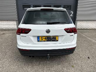 Volkswagen Tiguan 2.0 TSI 4X4 AUTOMAAT / NAVI / CRUISE / CAMERA picture 21