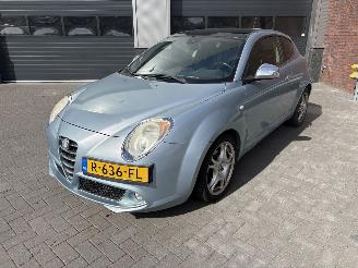 skadebil auto Alfa Romeo MiTo 1.4T MOTORSCHADE 2009/7