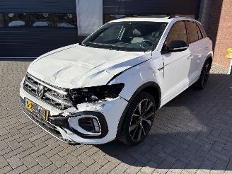 Voiture accidenté Volkswagen T-Roc 1.5 TSI R-line / PANODAK / AUTOMAAT / CAMERA / CRUISE / NAVI 2022/12