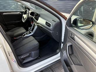 Volkswagen T-Roc 1.5 TSI AUTOMAAT / NAVI / CAMERA / VIRTUAL COCKPIT picture 11