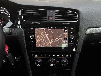Volkswagen Golf 1.6 TDI NAVI / CRUISE / PDC / CLIMA picture 9