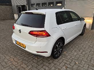 Volkswagen Golf 1.6 TDI NAVI / CRUISE / PDC / CLIMA picture 19