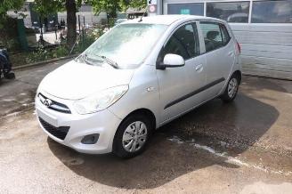 Vrakbiler auto Hyundai I-10 i10 (F5), Hatchback, 2007 / 2013 1.1i 12V 2011/3