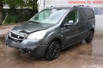 Uttjänta bilar auto Peugeot Partner Partner (GC/GF/GG/GJ/GK), Van, 2008 / 2018 1.6 HDI 90 2015/12