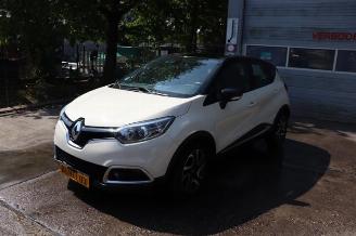 Uttjänta bilar auto Renault Captur Captur I (2R), SUV, 2013 1.2 TCE 16V EDC 2015/3
