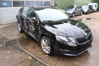 Vrakbiler auto Skoda Octavia Octavia Combi (5EAC), Combi 5-drs, 2012 / 2020 1.0 TSI 12V 2017/9
