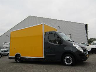 Schade bestelwagen Renault Master 35 2.3 dCi  Autom. Airco 2018/8