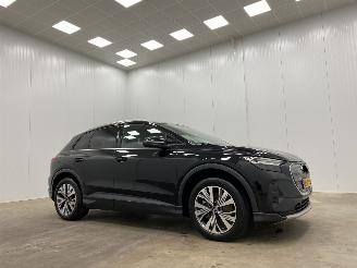 skadebil auto Audi Q4 E-Tron 40 77 kWh Panoramadak Launch Edition Advanced Plus 2021/10