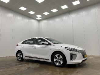 skadebil auto Hyundai Ioniq Comfort EV Navi Clima 2018/2