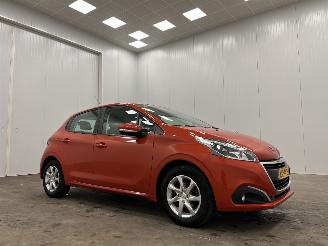 škoda osobní automobily Peugeot 208 1.2 PureTech 5-drs Airco 2016/3