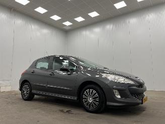 damaged passenger cars Peugeot 308 1.6 VTi Sublime 5-drs Clima 2010/3