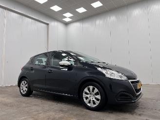 Avarii autoturisme Peugeot 208 1.2 PureTech Like 5-drs Airco 2018/10