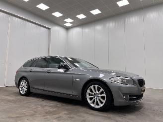 Vaurioauto  passenger cars BMW 5-serie Touring 2.0d Autom.135kw Panoramadak Executive 2012/2