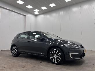 Coche accidentado Volkswagen e-Golf Edition 5-drs Navi Clima 2019/8