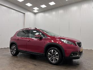 uszkodzony samochody osobowe Peugeot 2008 1.2 PureTech Allure Panoramadak Navi Clima 2017/8
