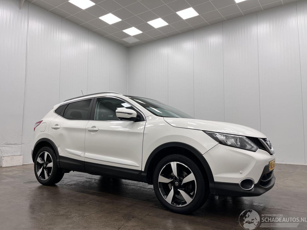 Nissan Qashqai 1.2 N-Connecta Panoramadak Navi Clima