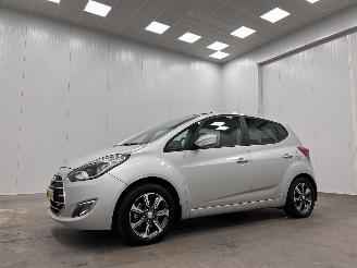 Unfallwagen Hyundai Ix20 1.6i Autom. Panoramadak  Navi Clima 2017/11