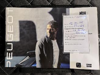 Peugeot 408 1.2 Autom. Allure Pack Navi Clima picture 13