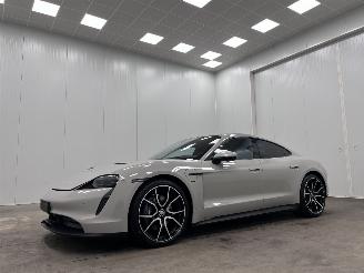 Porsche Taycan Panoramadak picture 4